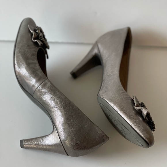 Nurture Julee Silver Gray Pumps Heels Rhinestone Bow Heels Shoes, Sz 8M - Picture 8 of 15
